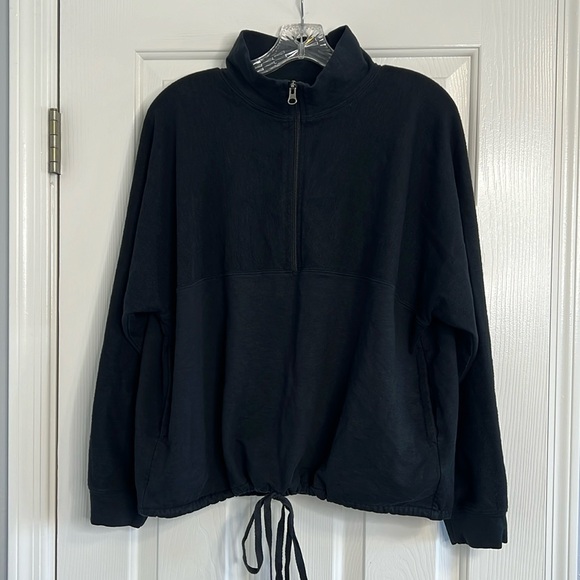 Able Tops - ABLE black pullover half zip drawstring waist size large
